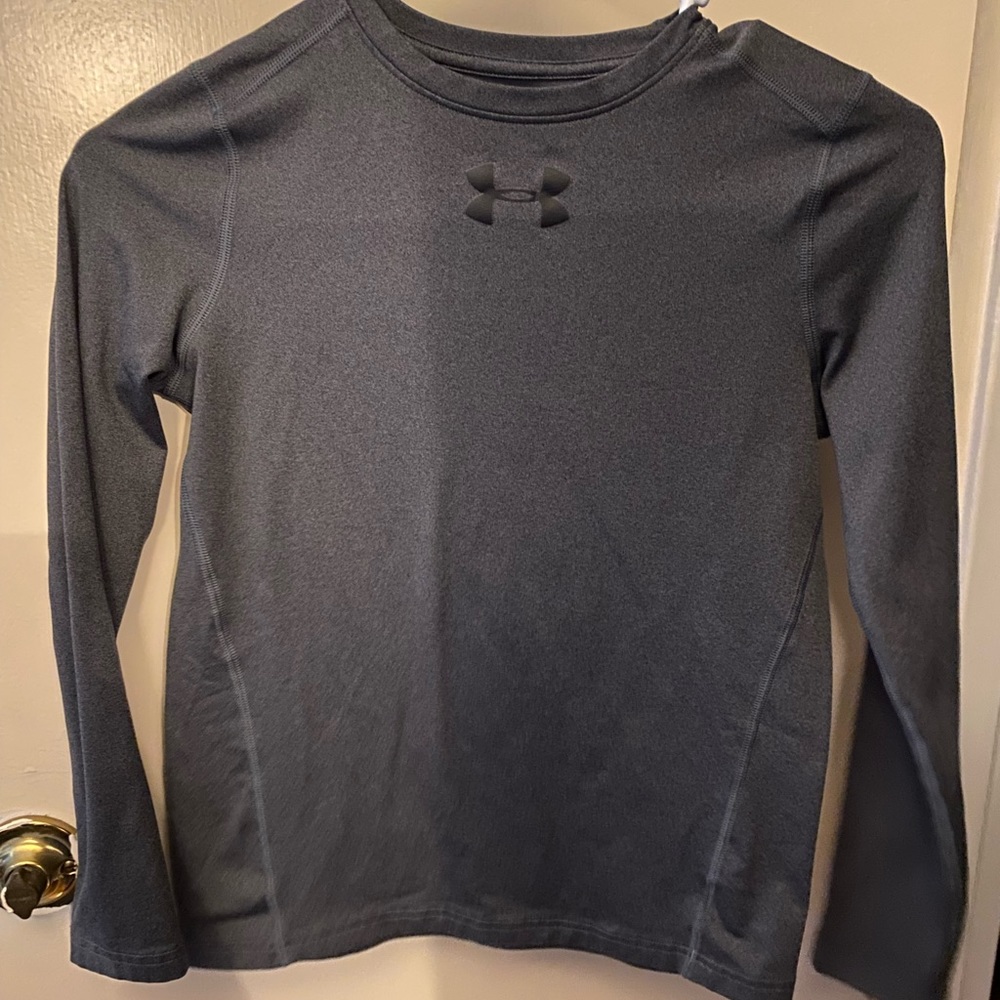 Youth medium shirt long sleeve
